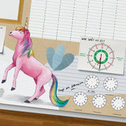 Schreibtischunterlage Einhorn – Wochenplaner und Lernuhr für den Kinderschreibtisch, handgemalt